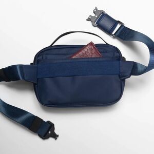 CINCHA TRAVEL WAIST FANNY CROSSBODY BAG,  UNISEX - Green